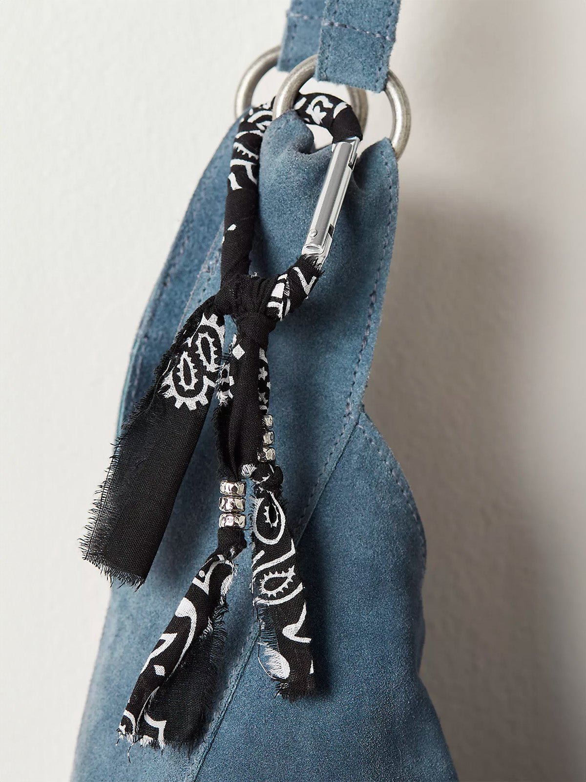 Bijou de Sac Bandana Magelin - Franges & Perles Métalliques - Style Bohème Urbain