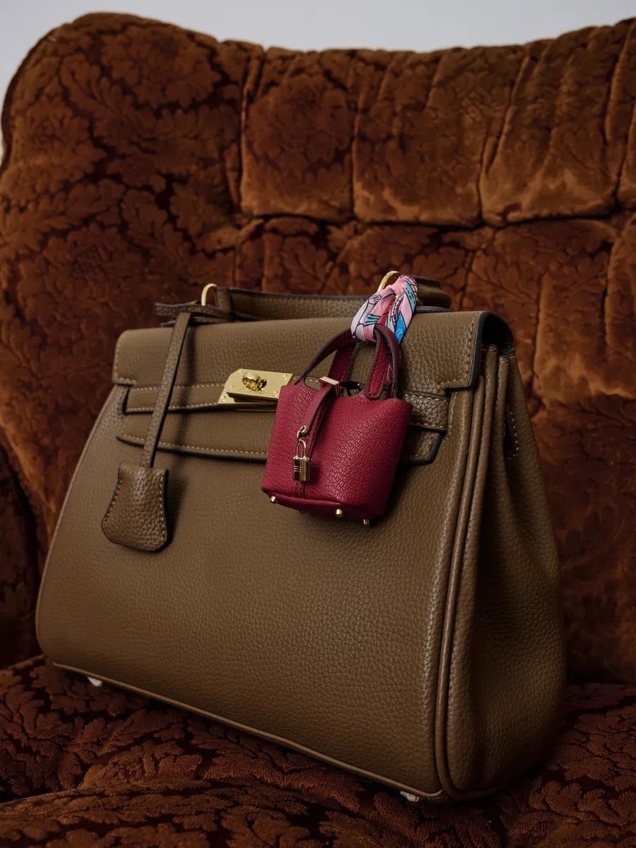 Bijou de Sac Mini Cabas Trésor - Cuir Grainé & Cadenas - Accessoire Style Luxe